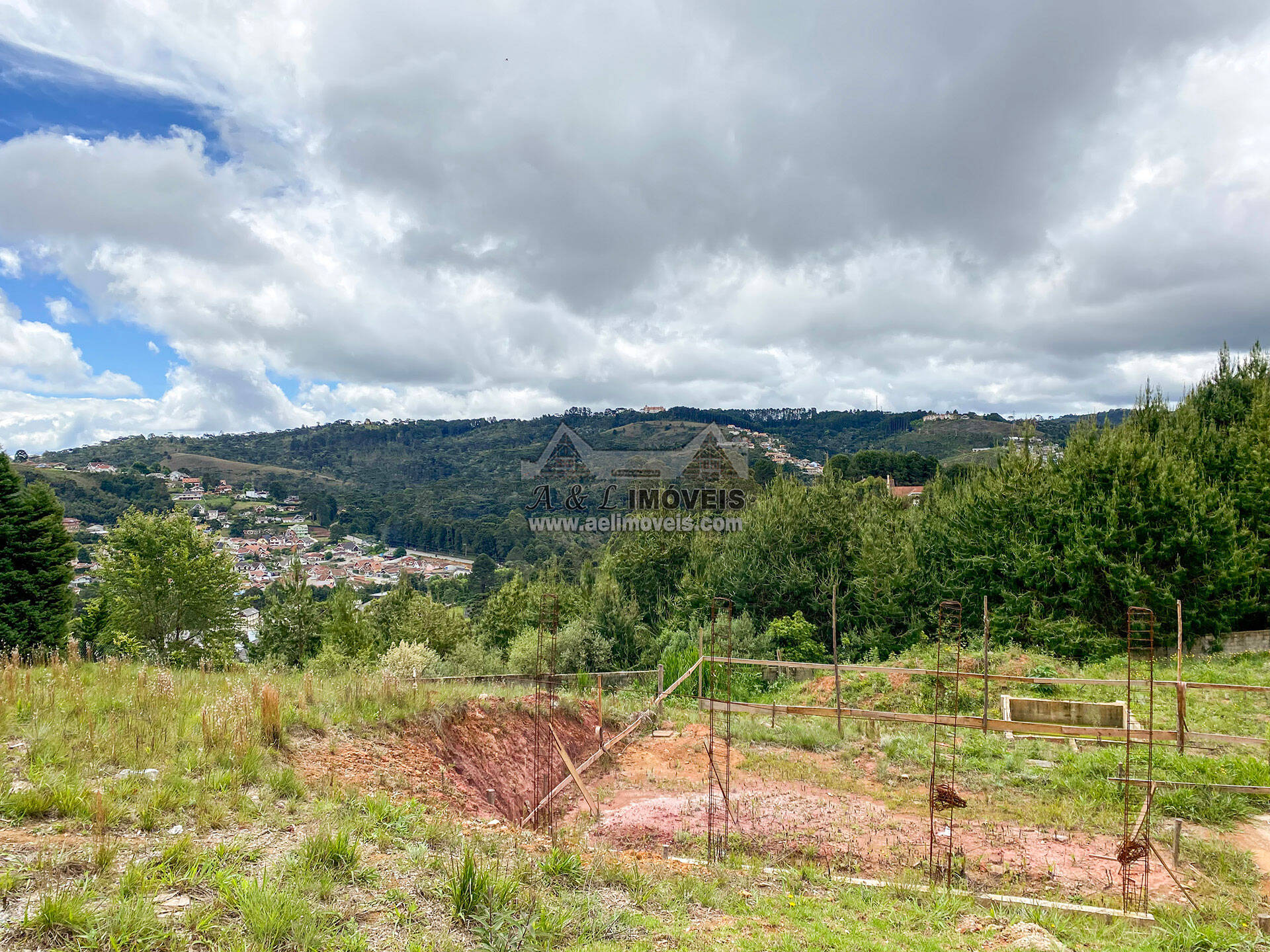 Terreno à venda, 2055m² - Foto 2