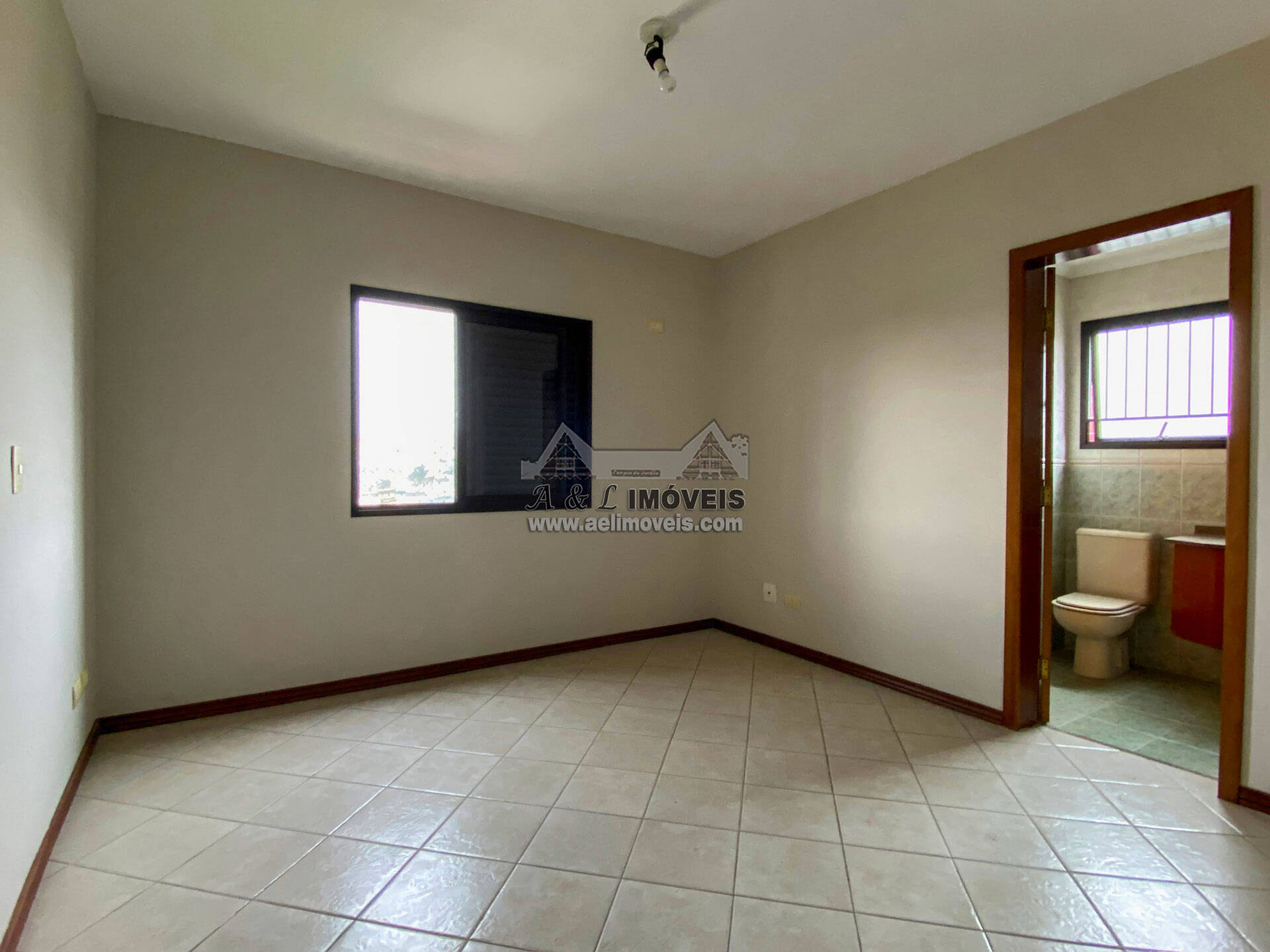 Apartamento à venda com 2 quartos, 76m² - Foto 10