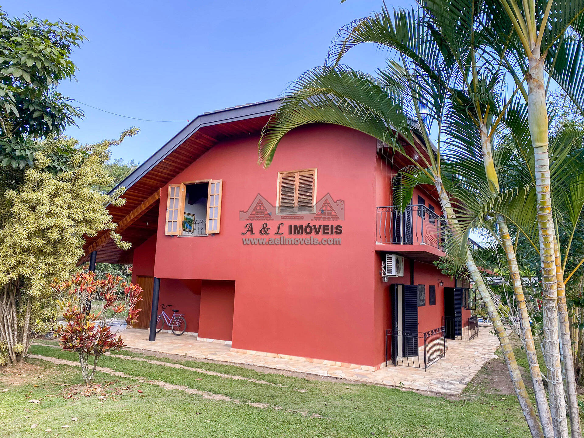 Fazenda à venda com 5 quartos, 300m² - Foto 3