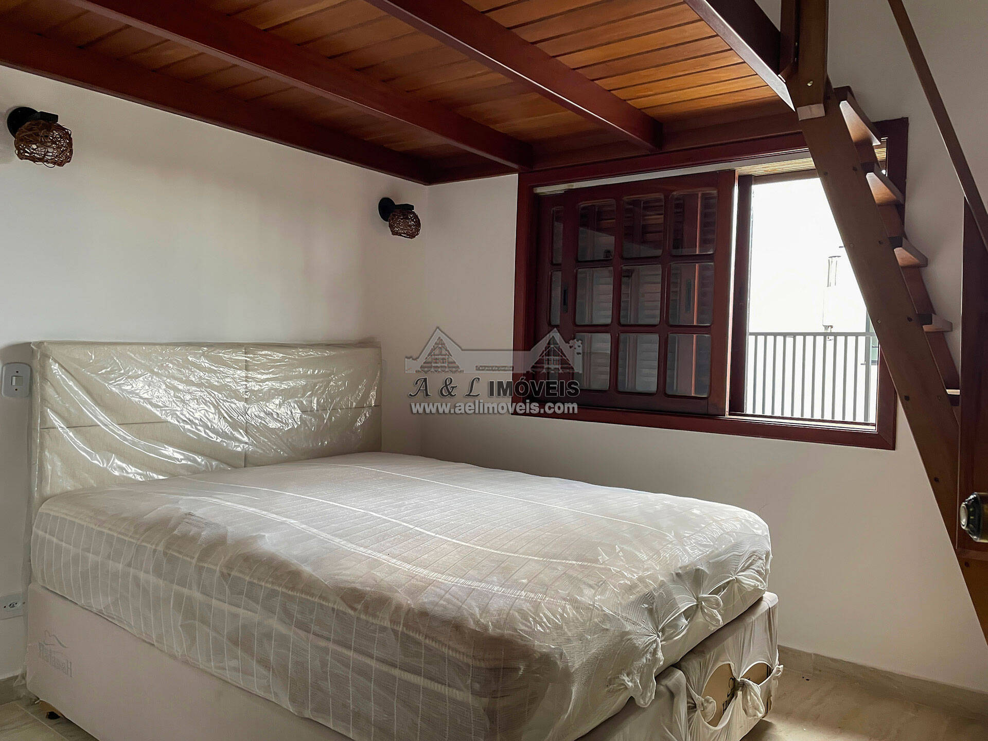 Casa de Condomínio à venda com 3 quartos, 250m² - Foto 28