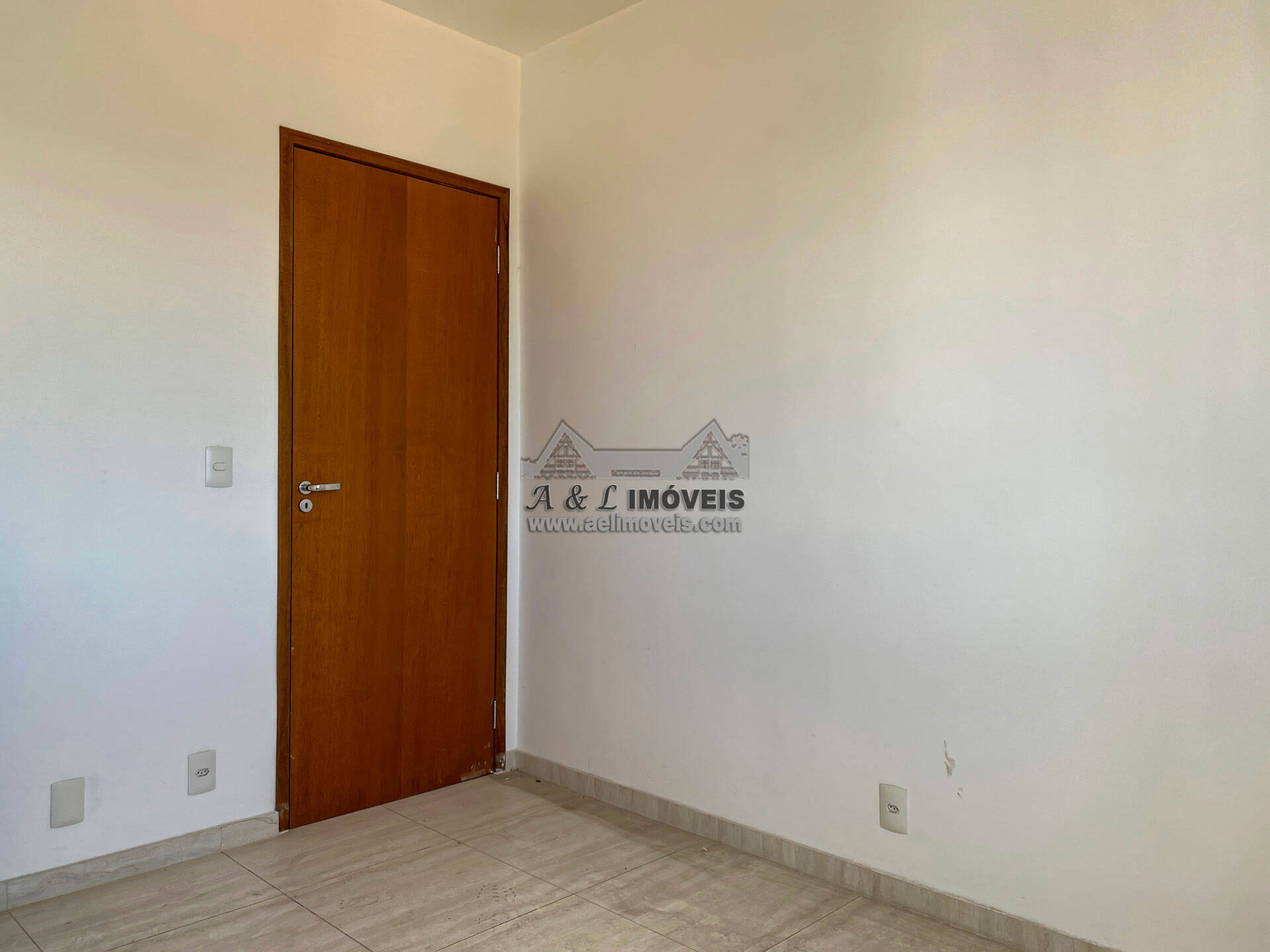 Apartamento à venda com 4 quartos, 175m² - Foto 15