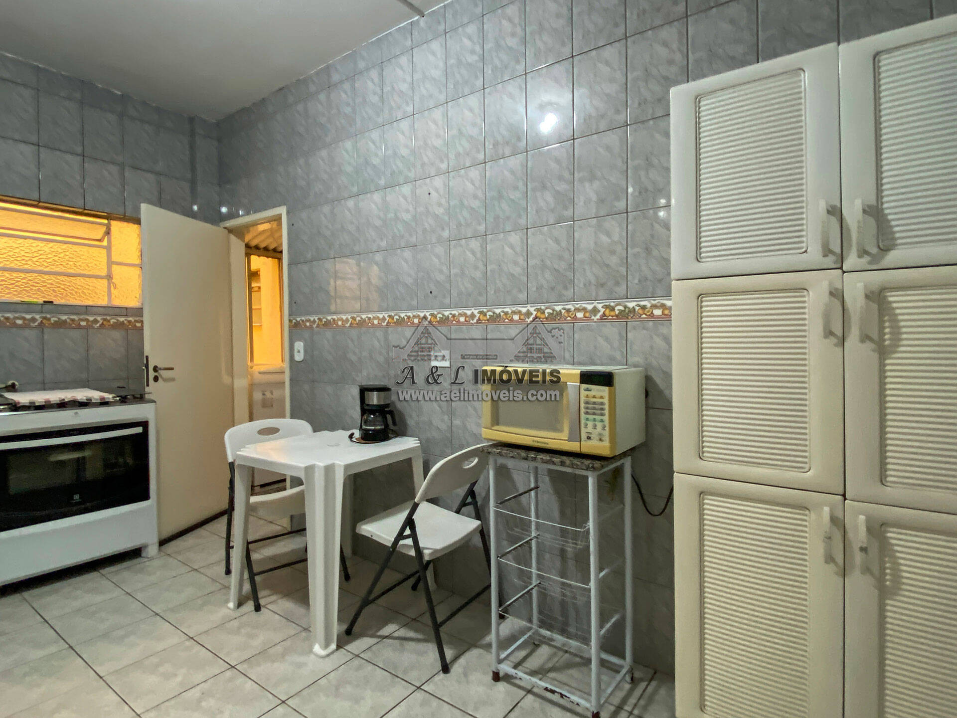 Apartamento à venda com 3 quartos, 94m² - Foto 8