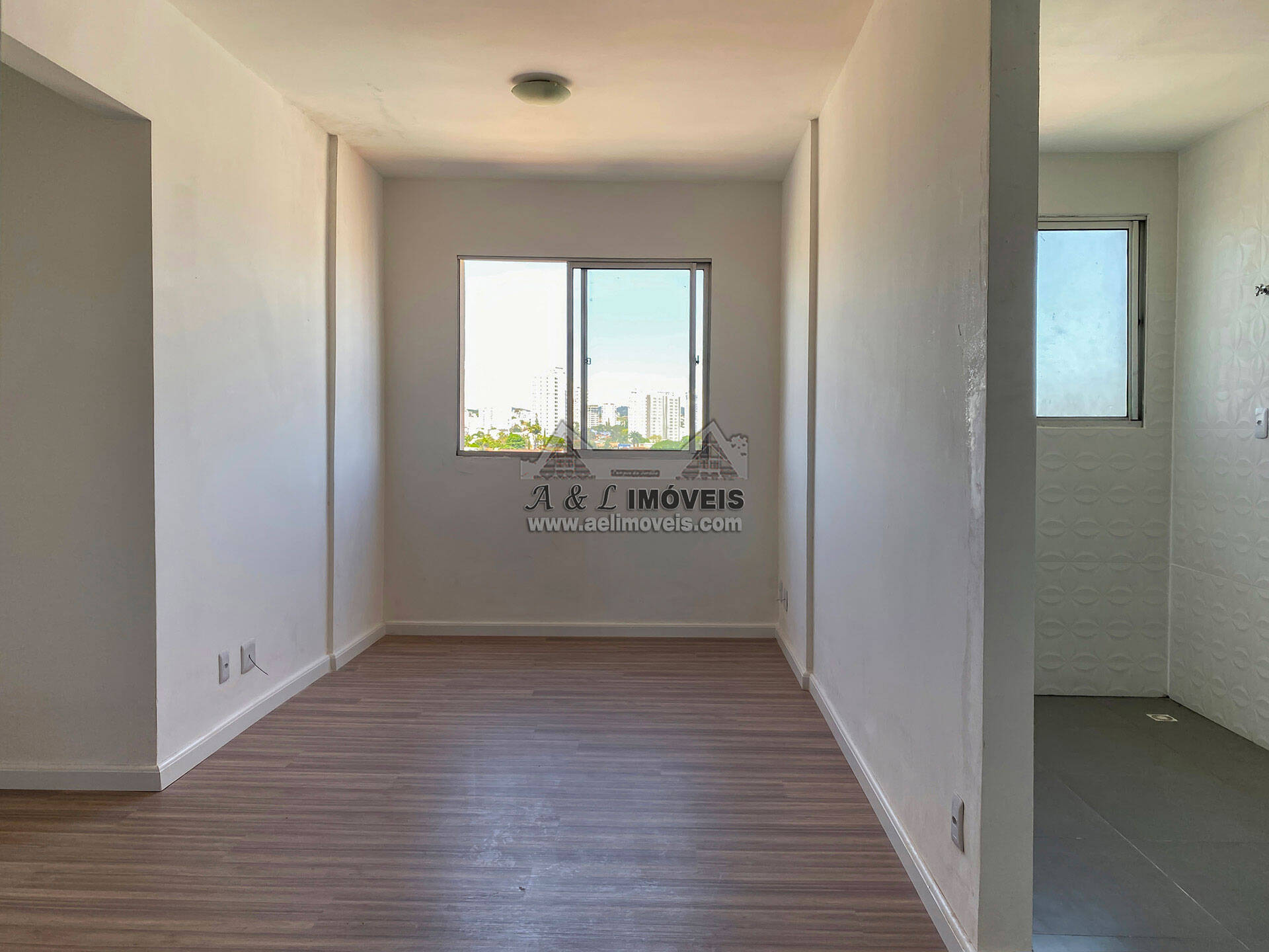 Apartamento à venda com 3 quartos, 143m² - Foto 9