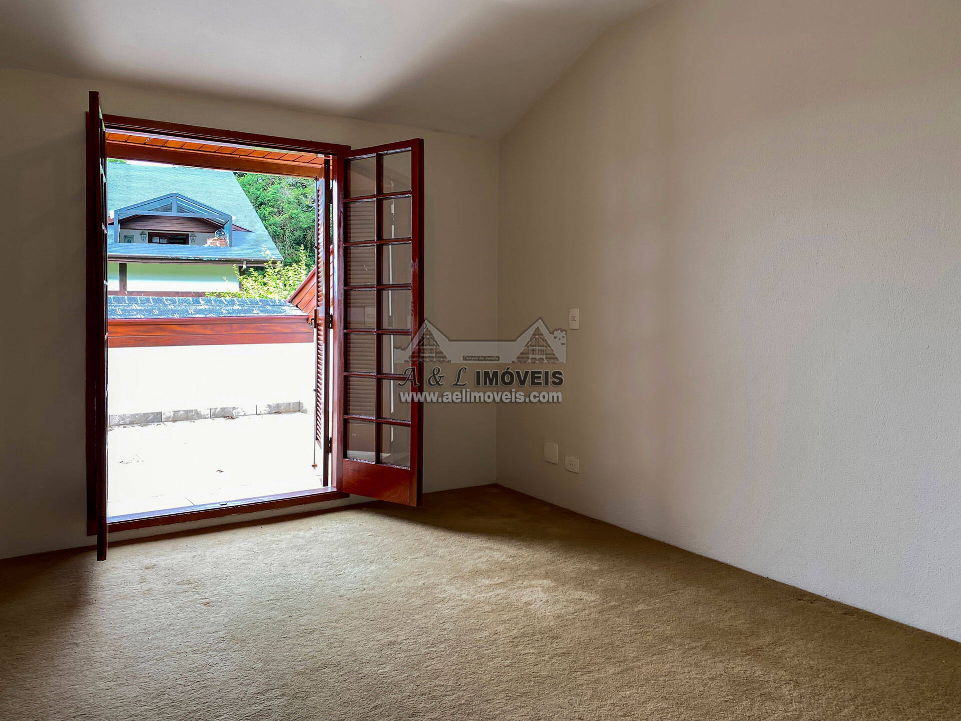 Apartamento à venda com 4 quartos, 156m² - Foto 11