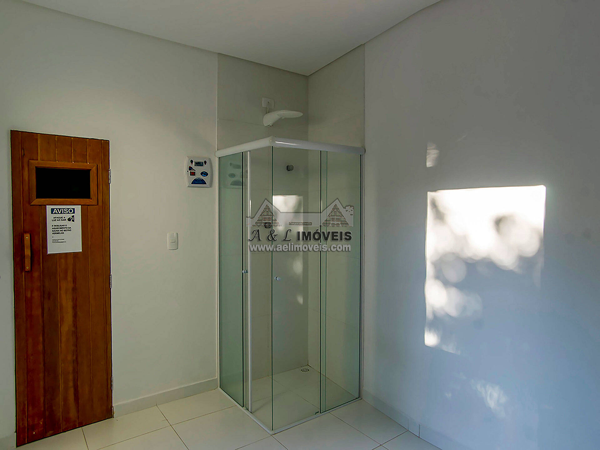 Apartamento à venda com 3 quartos, 159m² - Foto 5