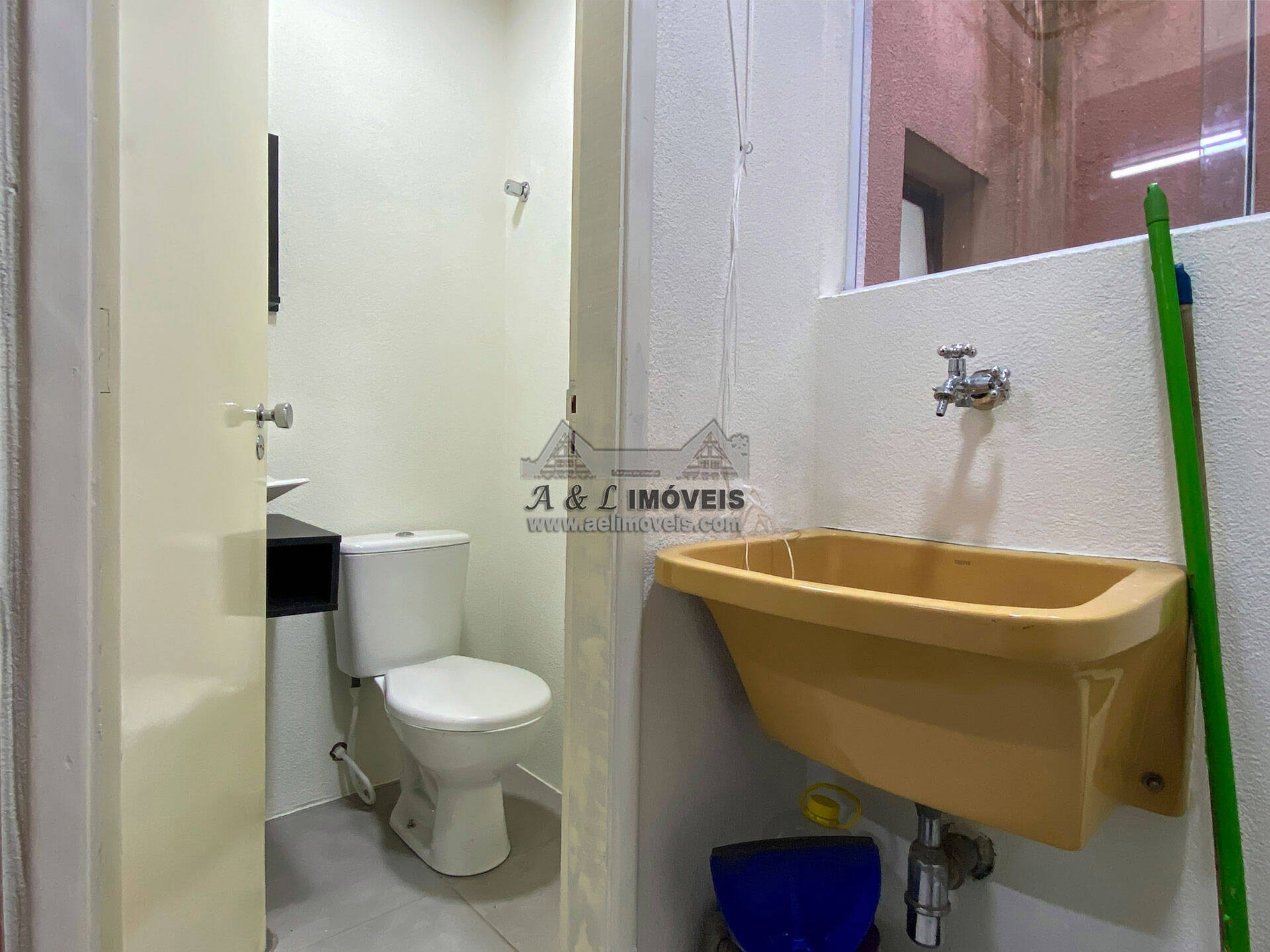 Apartamento à venda com 3 quartos, 110m² - Foto 13