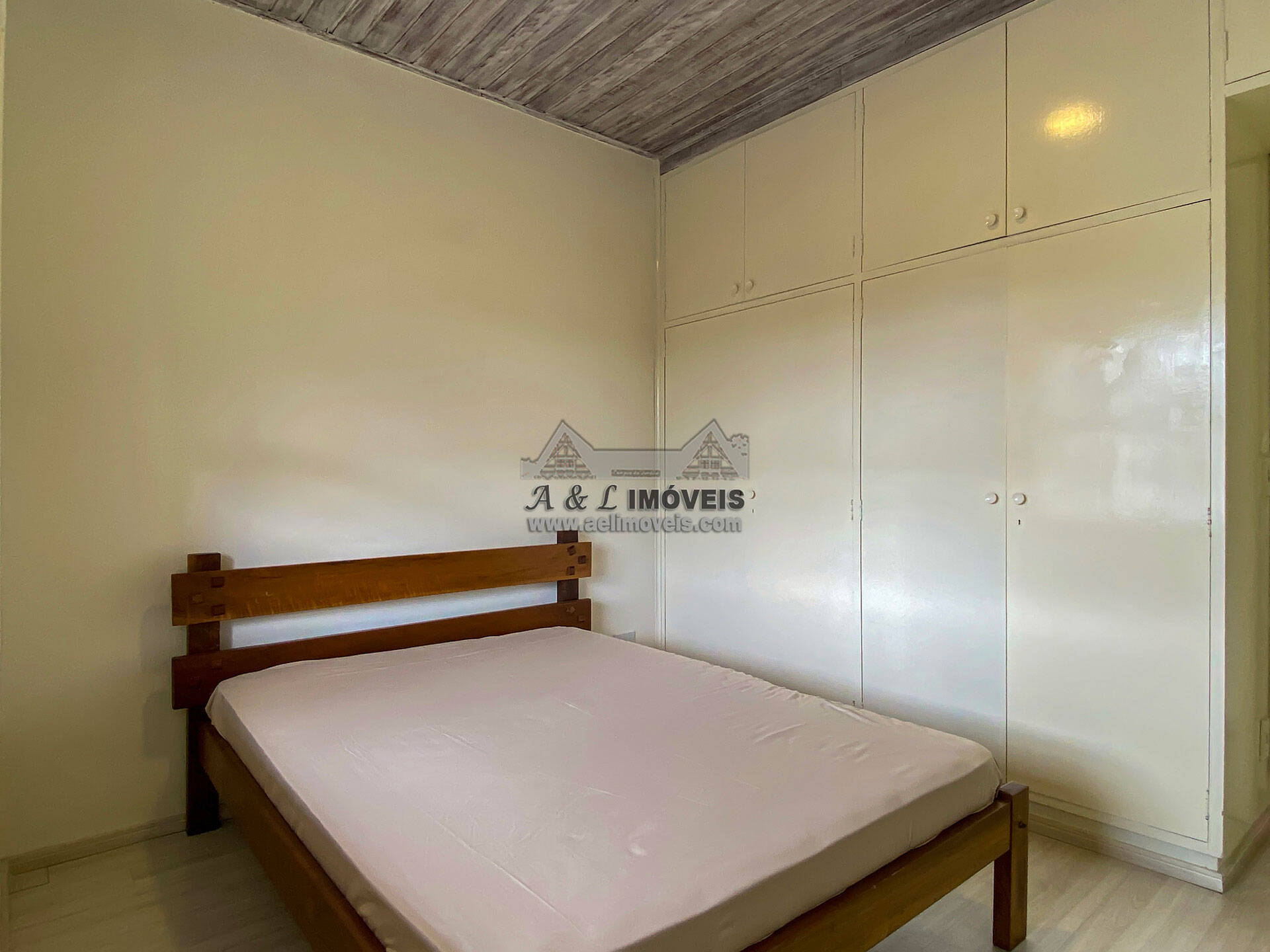 Apartamento à venda com 3 quartos, 110m² - Foto 23