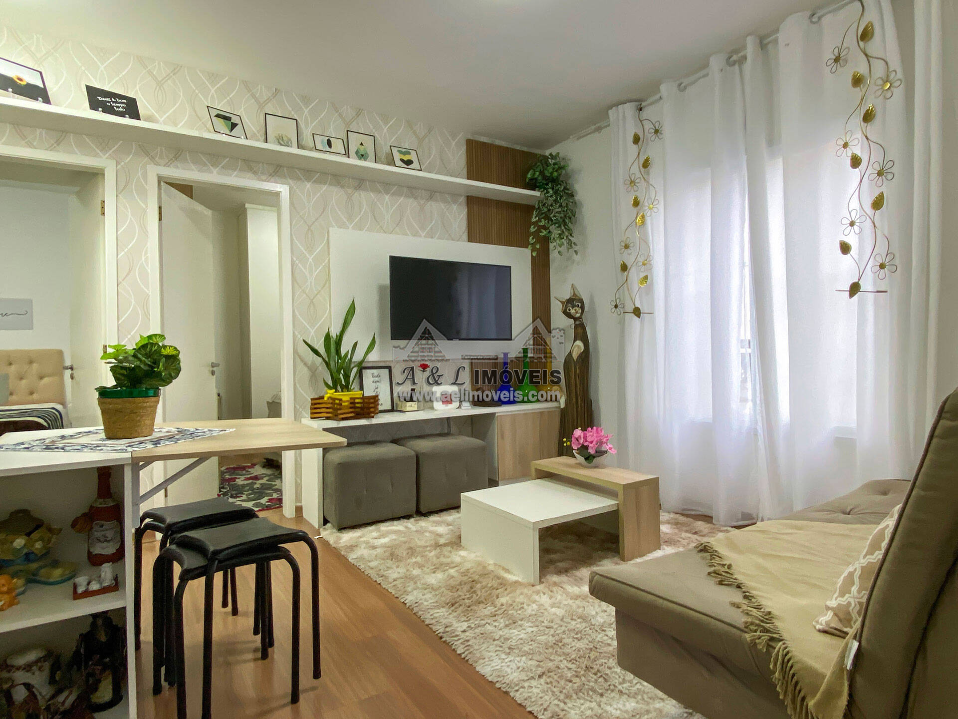 Apartamento à venda com 2 quartos, 53m² - Foto 1