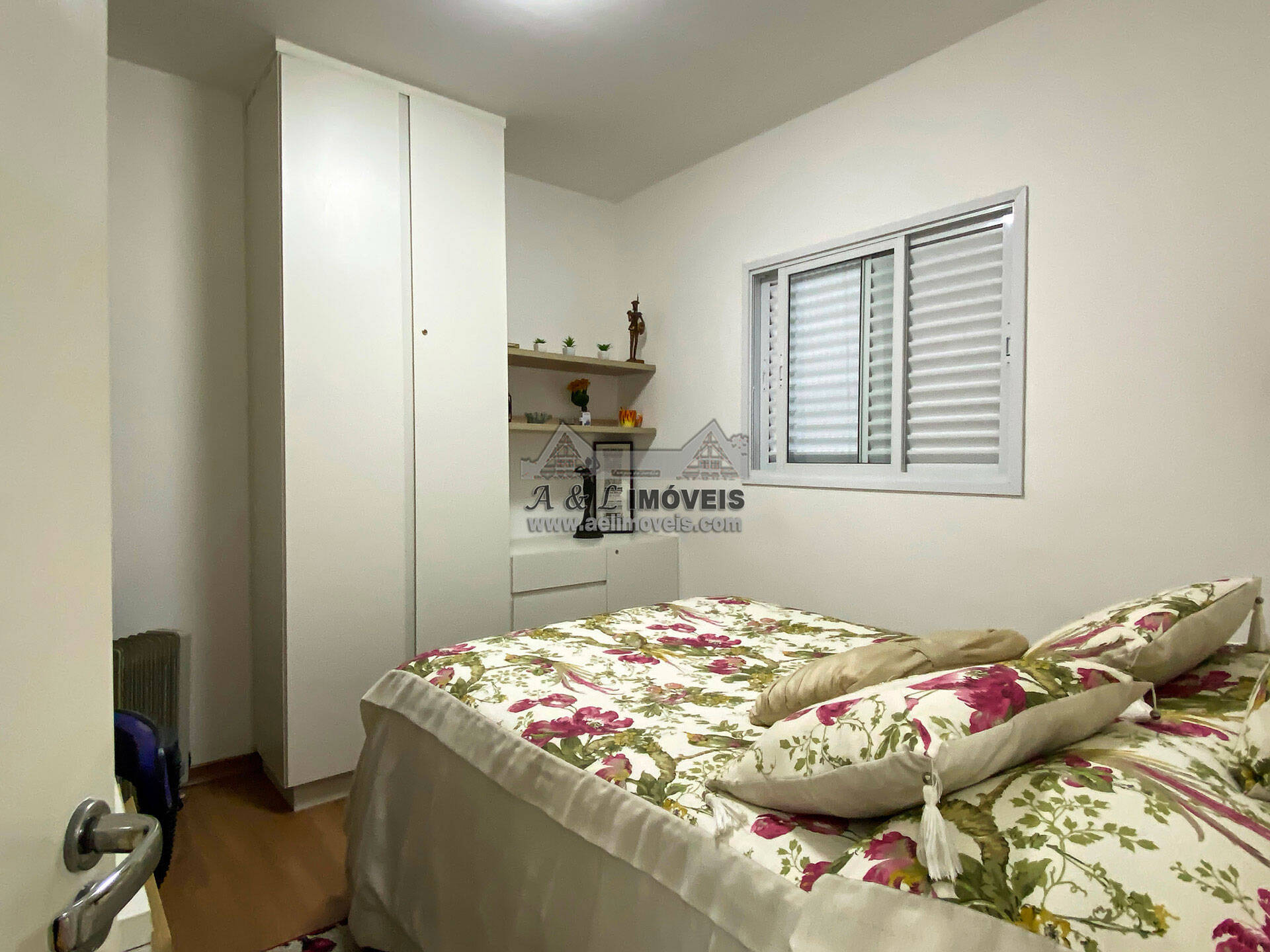 Apartamento à venda com 2 quartos, 53m² - Foto 9