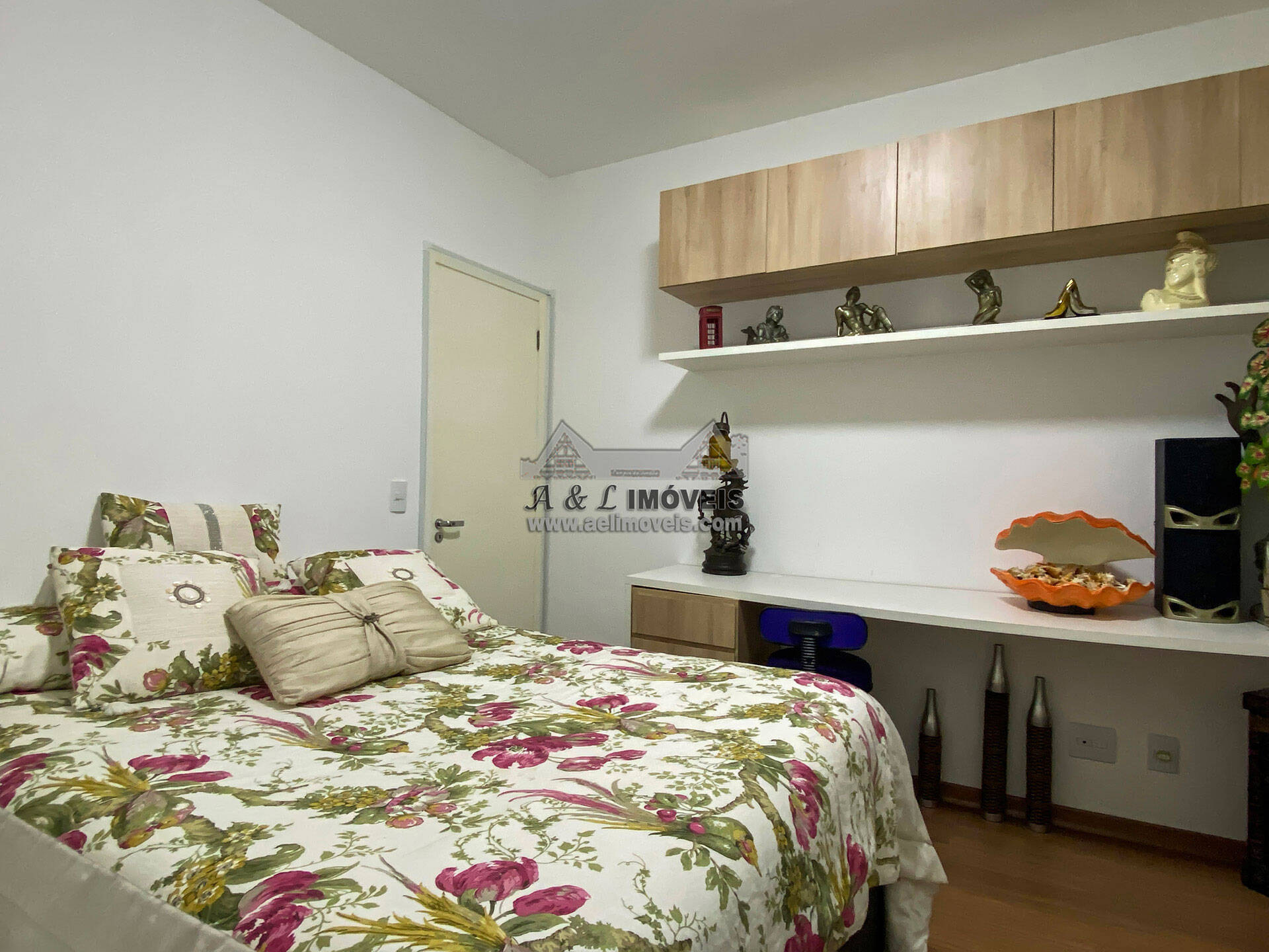 Apartamento à venda com 2 quartos, 53m² - Foto 11