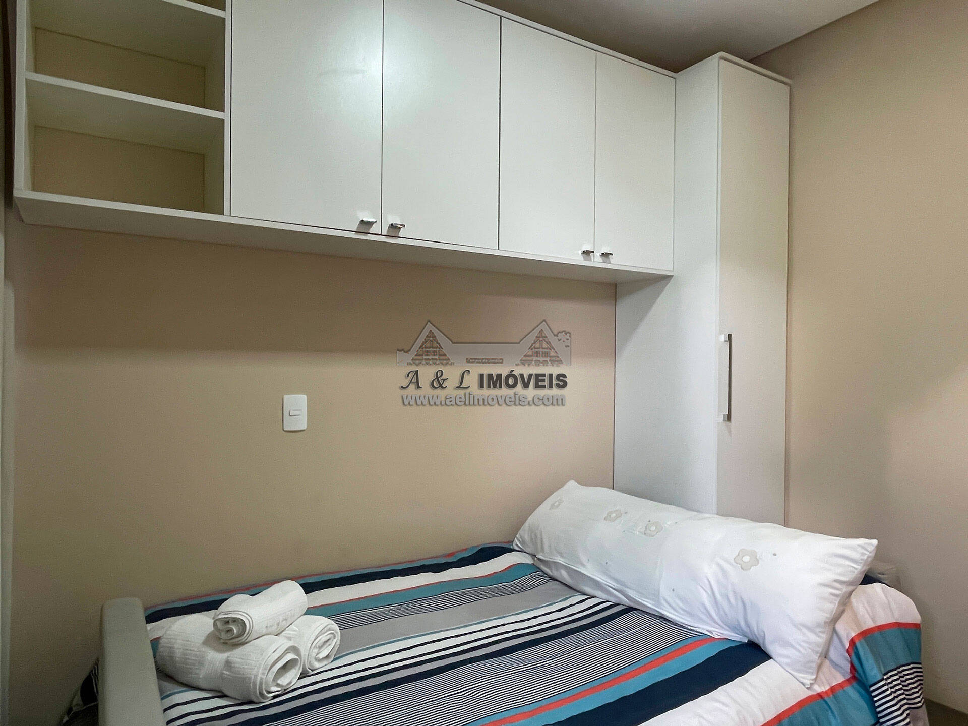 Apartamento à venda com 2 quartos, 79m² - Foto 13