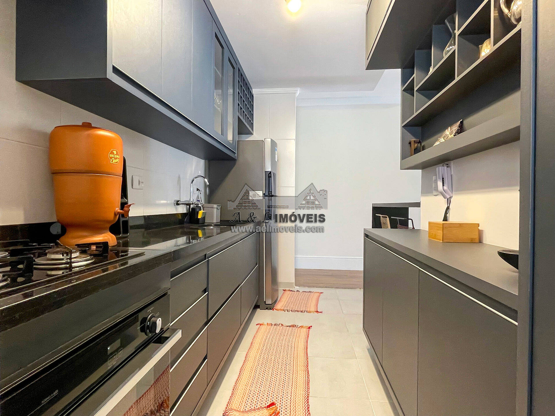 Apartamento à venda com 3 quartos, 87m² - Foto 8