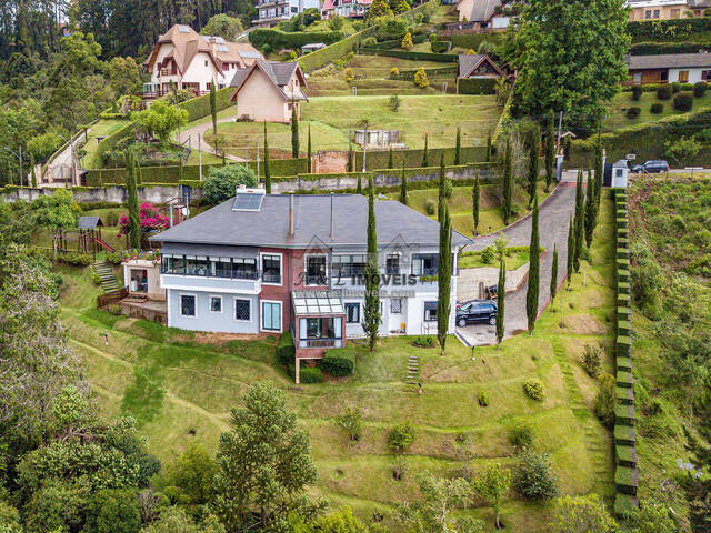 #144 - Casa para Venda em Campos do Jordão - SP - 2